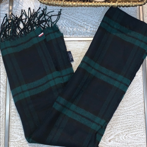 Tommy Hilfiger Other - Tommy Hilfiger Green Plaid Fringe Scarf